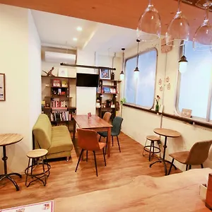  Hostel Toki